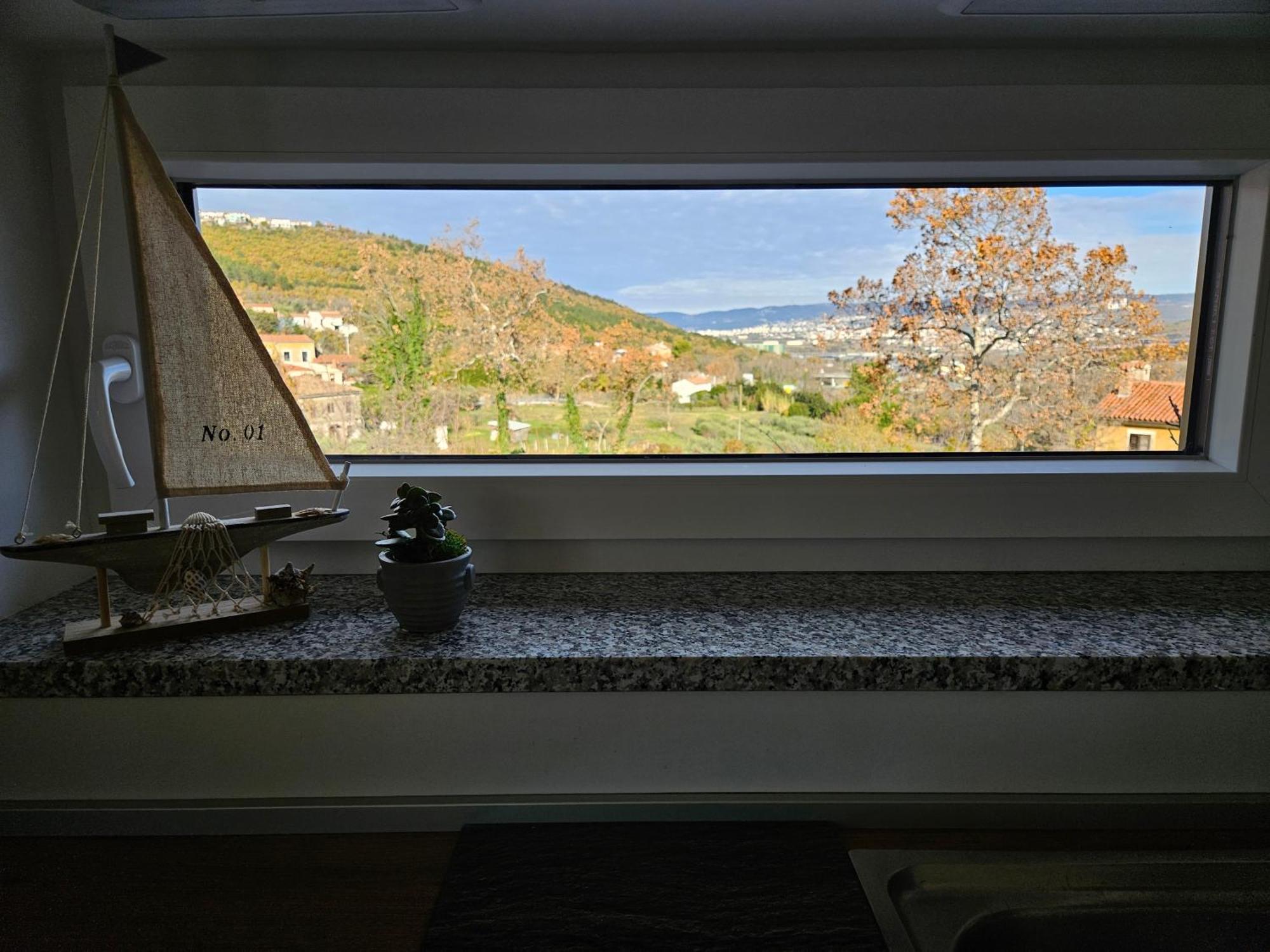Casa Miranda - Family Comfort In A Quiet Area, Near The Sea, With Bbq And Free Parking Згорнье-Шкофье Экстерьер фото